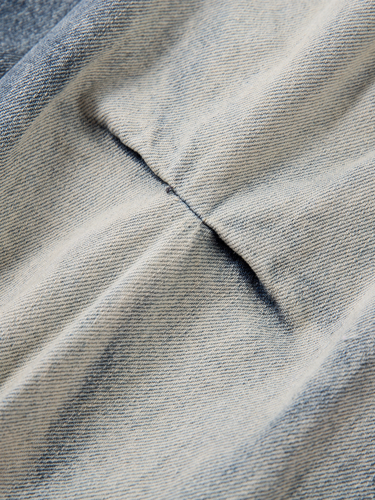 Distressed Washed Pleated Jeans - Goatlv